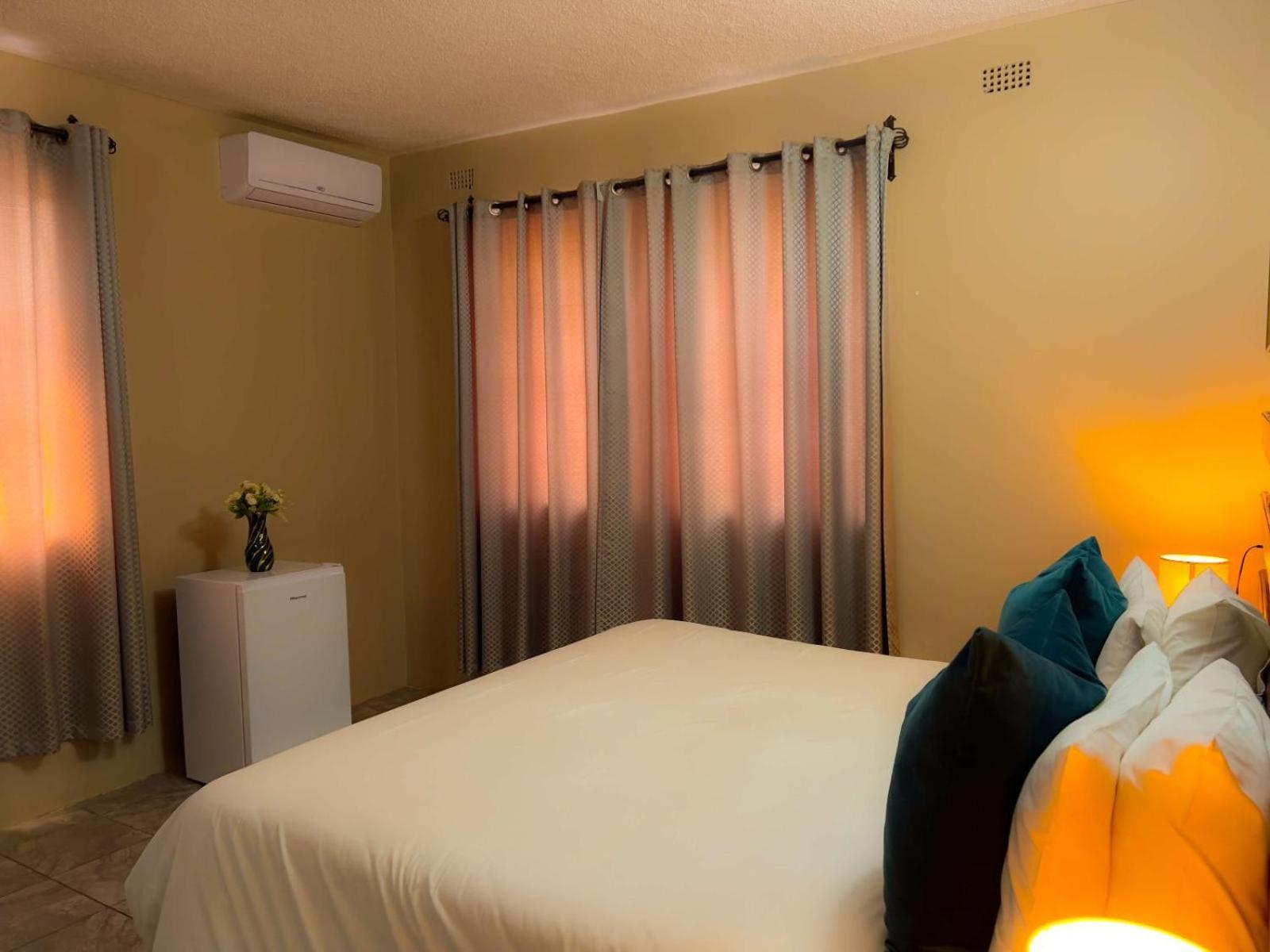 Mopani Lodge Victoria Falls Room photo